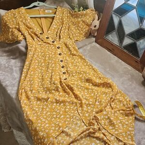 essue Mustard Yellow Floral Button-Front Midi Dress